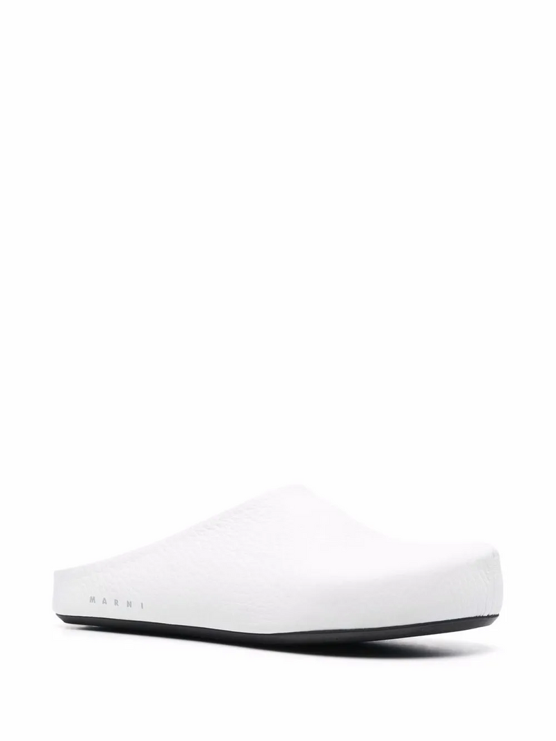 Chaussons matelassés Marni avec lettrage logo