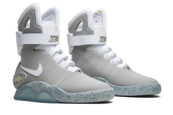 NIKE MAG RETOUR VERS LE FUTUR (2016) « LAÇAGE AUTOMATIQUE »