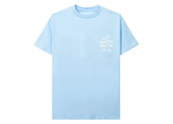 T-shirt bleu partiellement nuageux du club social antisocial