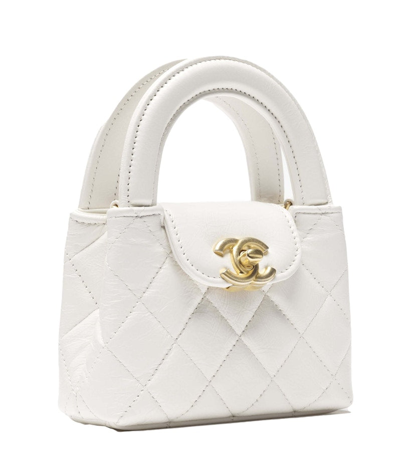 Pochette Chanel Kelly avec chaîne Micro 23K en cuir de veau vieilli brillant blanc