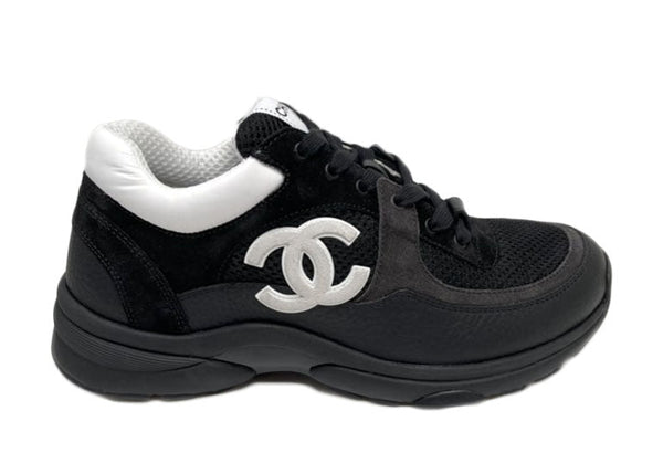 Chanel Low Top Sneaker Schwarz Weiß