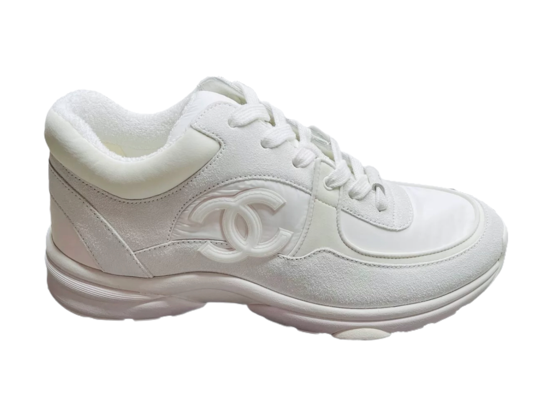 Chanel Low Top Sneaker aus reflektierendem weißem Wildleder 