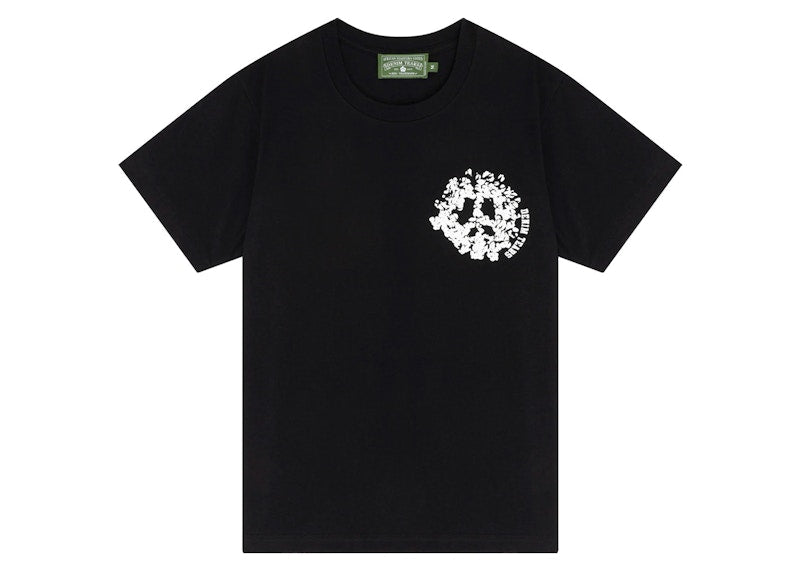 T-shirt universitaire en denim noir avec déchirures en denim
