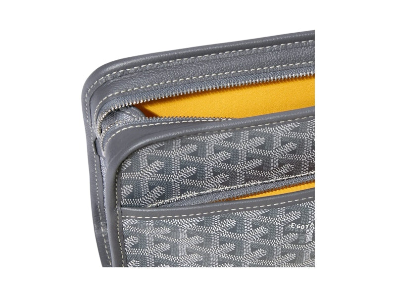 Goyard Jouvence Trousse de Toilette PM Gris