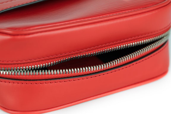 Louis Vuitton x Supreme Danube Epi PM Rouge 