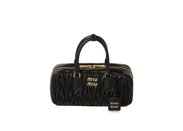 Miu Miu Arcadie Matelasse Nappaledertasche Schwarz