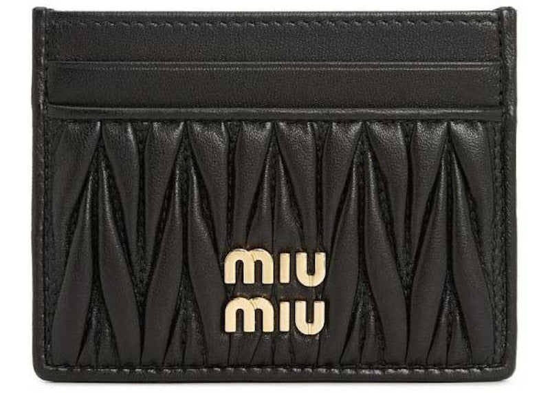 Miu Miu Kartenetui aus Matelassé-Nappaleder Schwarz