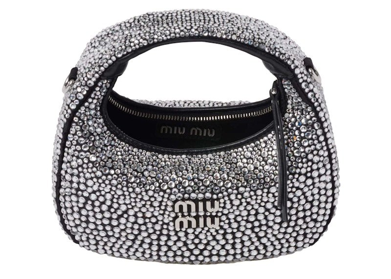 Miu Miu Wander Mini-Hobo-Tasche aus Satin und Seide mit synthetischen Kristallen Schwarz