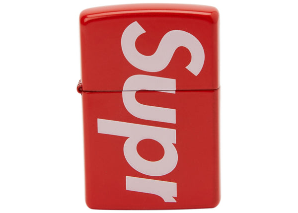 Zippo Rouge avec logo suprême