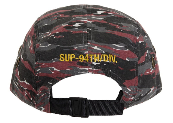 Casquette de camp militaire suprême (SS24) camouflage tigre rouge 
