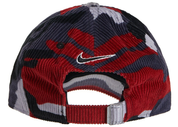 Supreme Nike Arc Corduroy 6 panneaux camouflage rouge