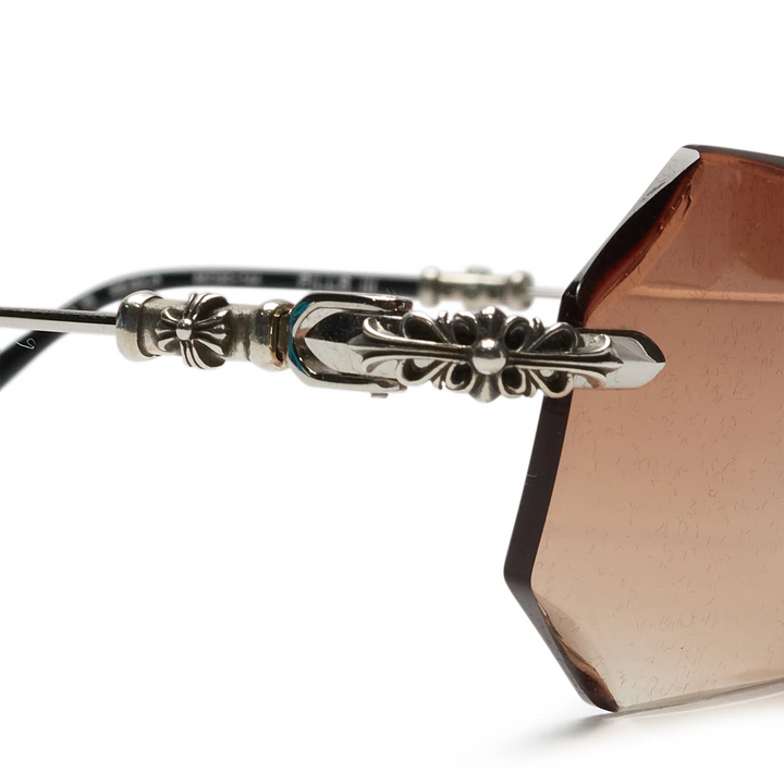 Lunettes de soleil personnalisées Chrome Hearts Pills III en argent et marron taille diamant
