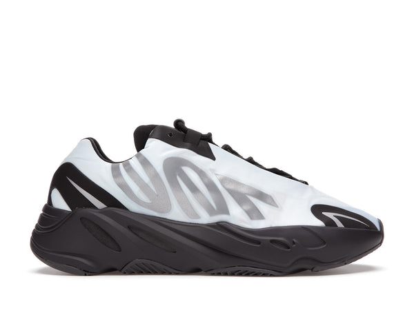 adidas Yeezy Boost 700 MNVN Bleu Teinté