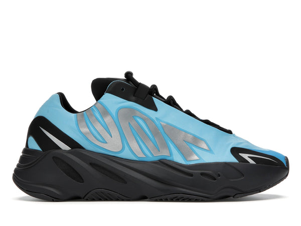 adidas Yeezy Boost 700 MNVN Cyan vif