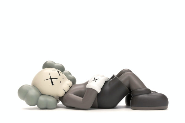 Figurine en vinyle KAWS Holiday Japan marron