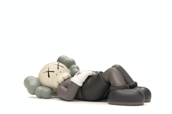 Figurine en vinyle KAWS Holiday Japan marron