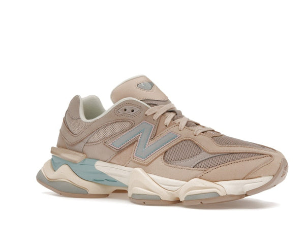 New Balance 9060 Ivoire Crème Rose Sable 