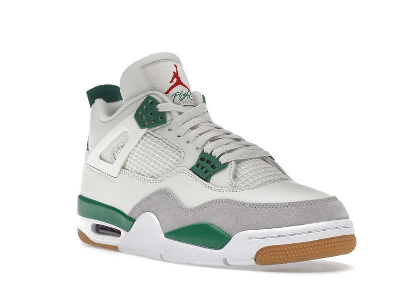 Jordan 4 Retro SB Kieferngrün