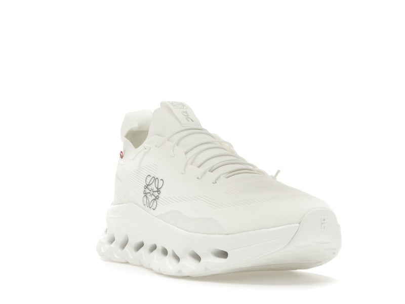 On Running Cloudtilt LOEWE All White 