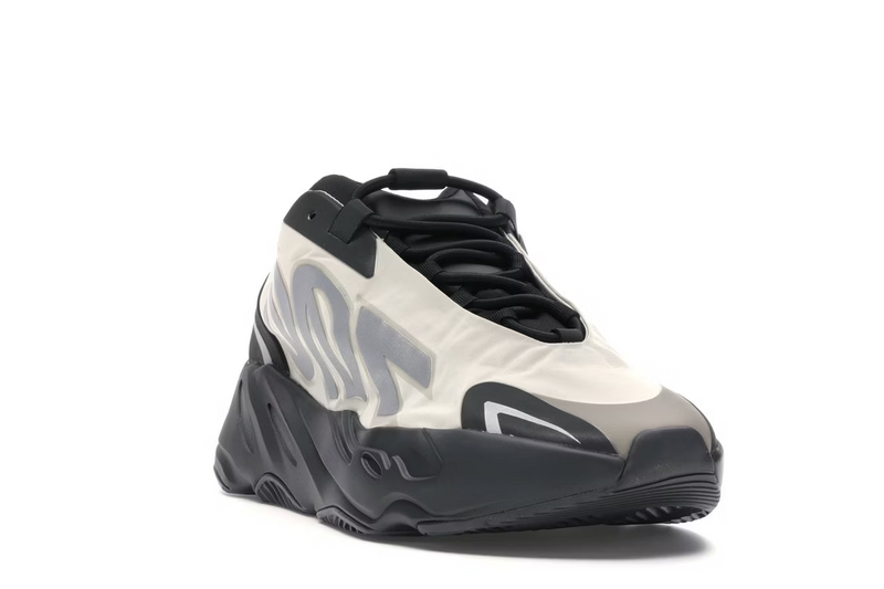 adidas Yeezy Boost 700 MNVN Os