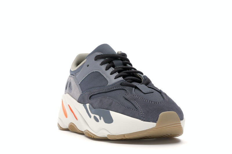 adidas Yeezy Boost 700 Aimant