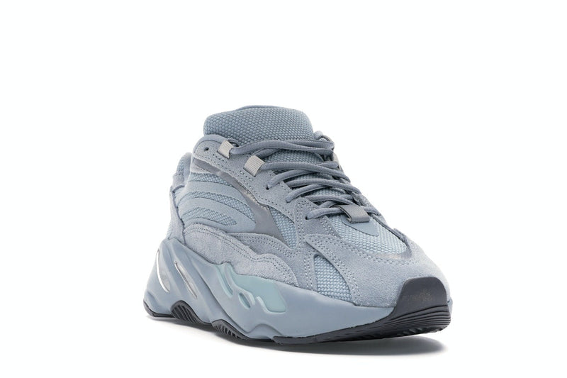 adidas Yeezy Boost 700 V2 Bleu hôpital