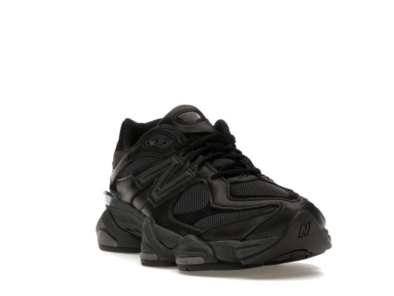 New Balance 9060 Triple Black Cuir