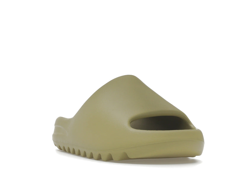 Claquettes Adidas Yeezy en résine (2022/2024)