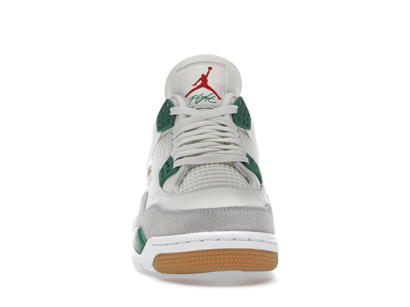 Jordan 4 Retro SB Kieferngrün