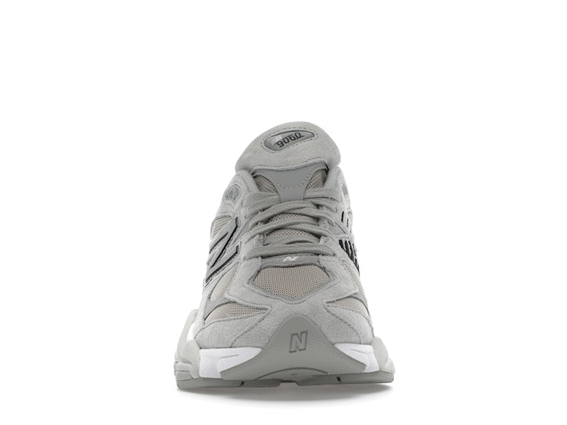 New Balance 9060 Argent Gris Métallisé 