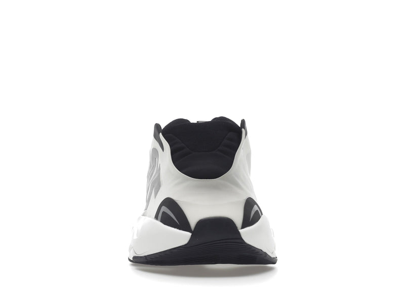 adidas Yeezy Boost 700 MNVN sans lacets analogiques
