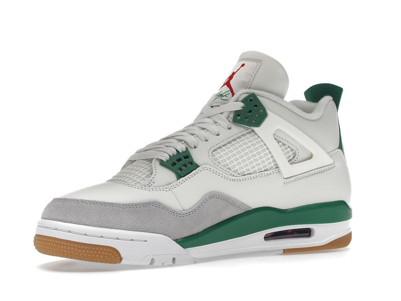 Jordan 4 Retro SB Kieferngrün