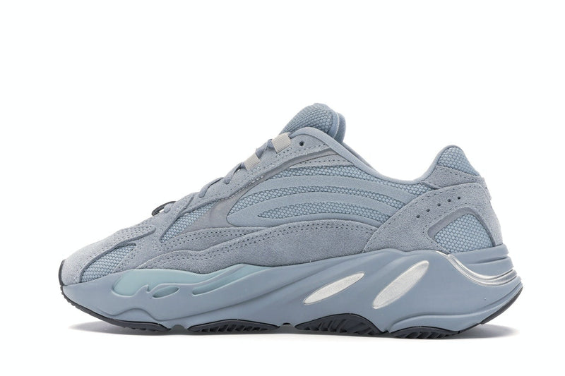 adidas Yeezy Boost 700 V2 Bleu hôpital