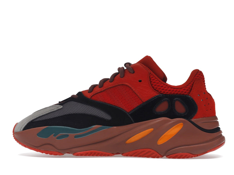 adidas Yeezy Boost 700 Hi-Res Rouge
