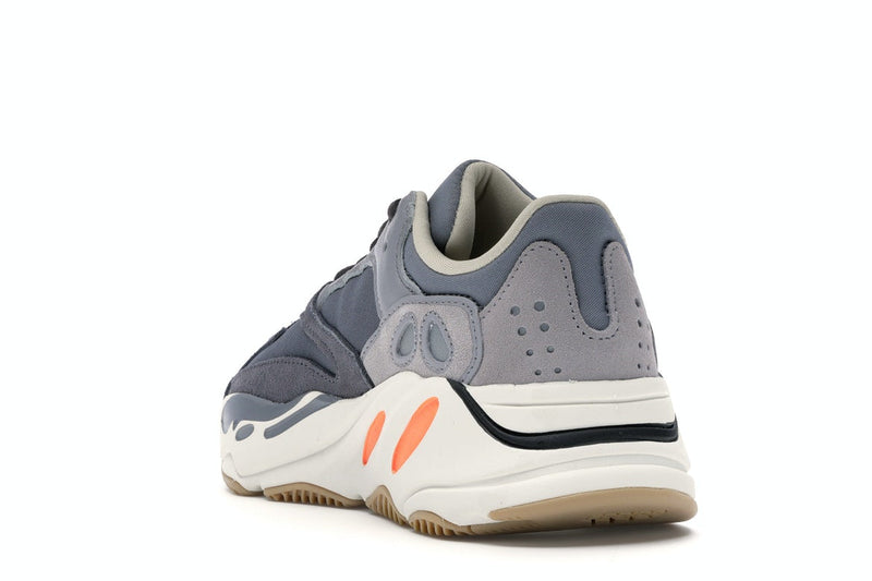 adidas Yeezy Boost 700 Aimant