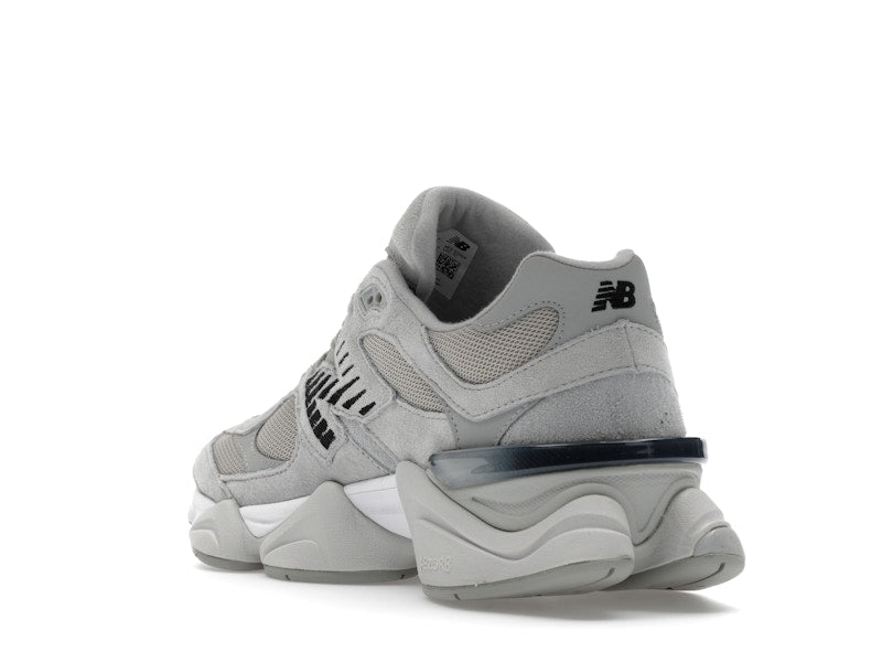 New Balance 9060 Argent Gris Métallisé 