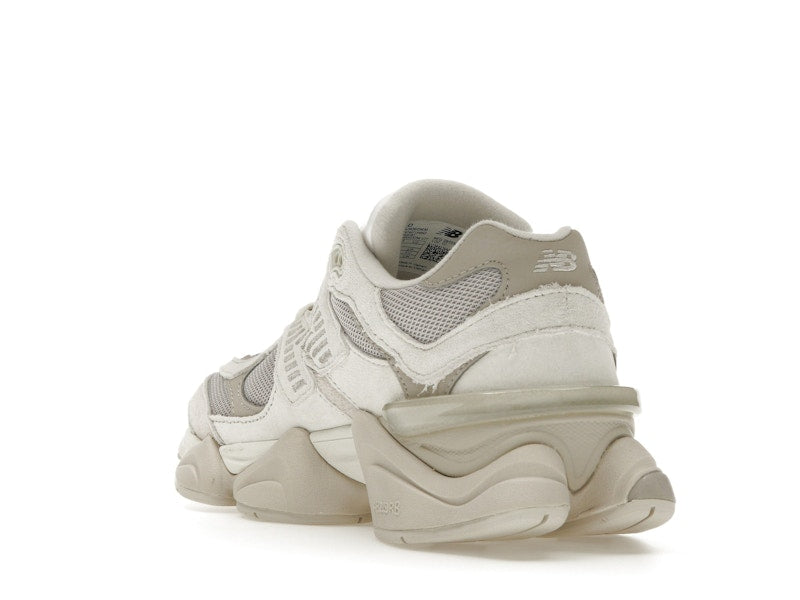 New Balance 9060 Gris Moonbeam 