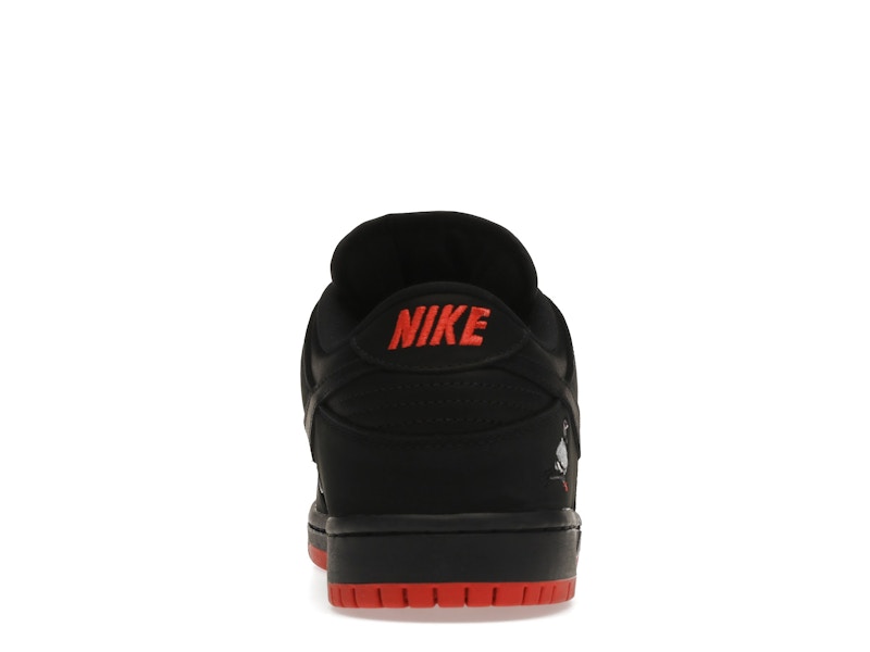 Nike SB Dunk Low Noir Pigeon