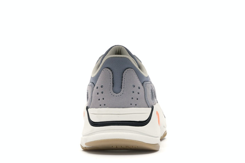 adidas Yeezy Boost 700 Aimant