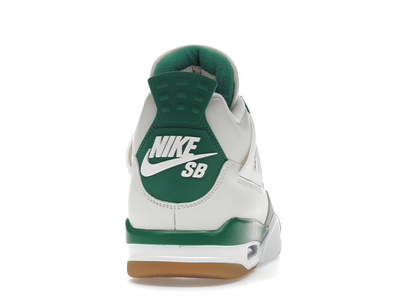 Jordan 4 Retro SB Kieferngrün