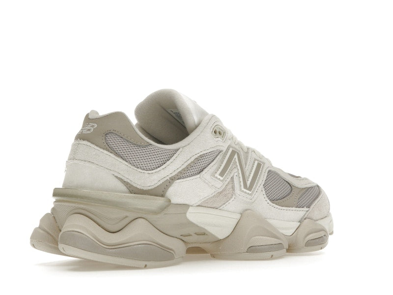 New Balance 9060 Gris Moonbeam 