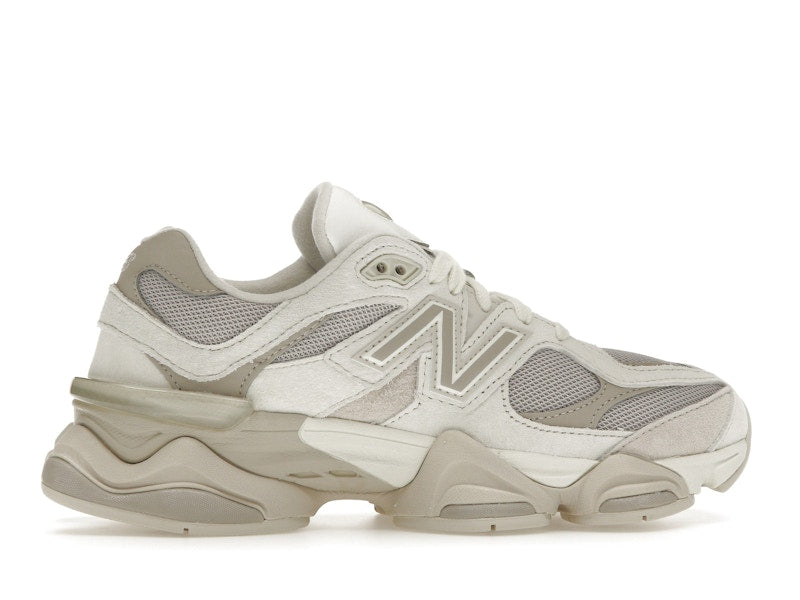 New Balance 9060 Gris Moonbeam 